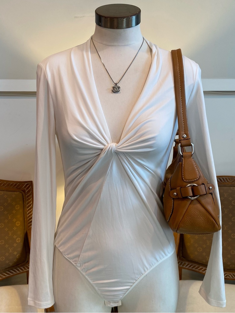 NWT Boston Proper Sexy White Twist-Front Long Sleeve Bodysuit